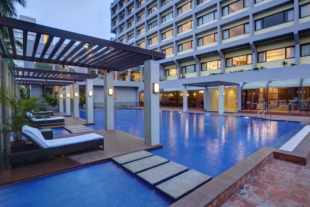 Dolphin Hotel Visakhapatnam Dış mekan fotoğraf