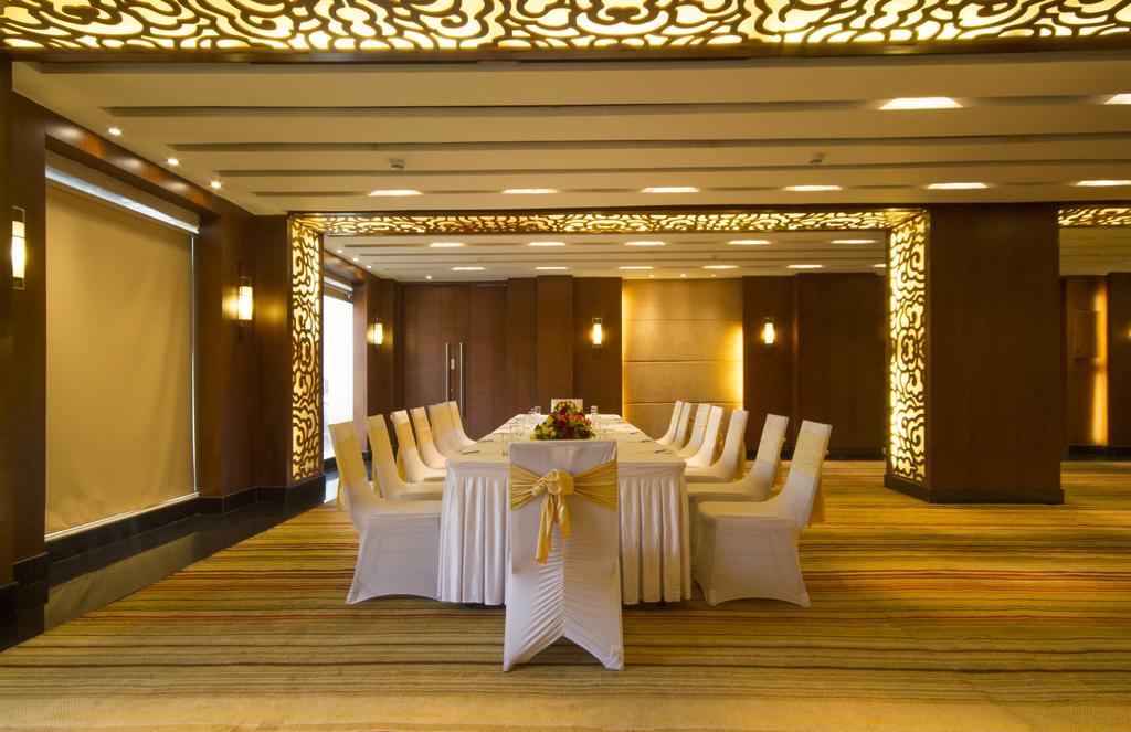 Dolphin Hotel Visakhapatnam Dış mekan fotoğraf